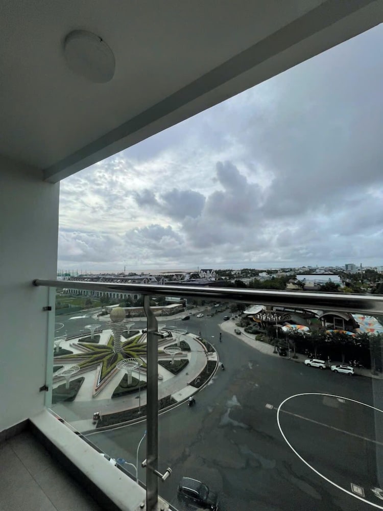 Sophia Center - Serviced Apartment