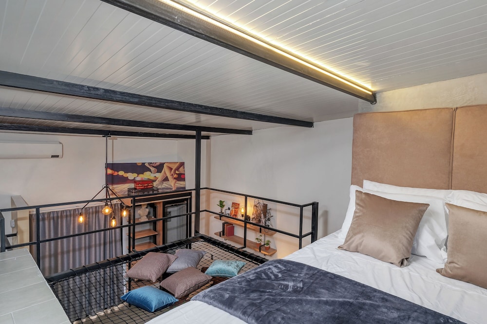 Apartamentos La Joaquina by HOUSY HOST