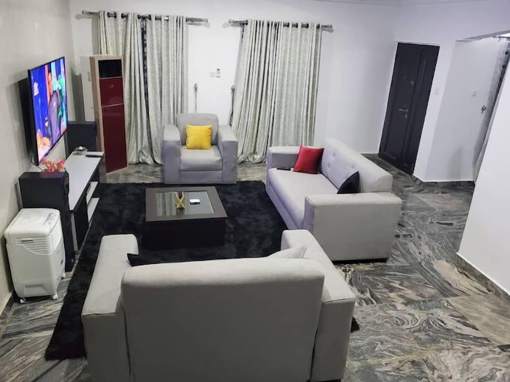 Fort Fountain Apartments