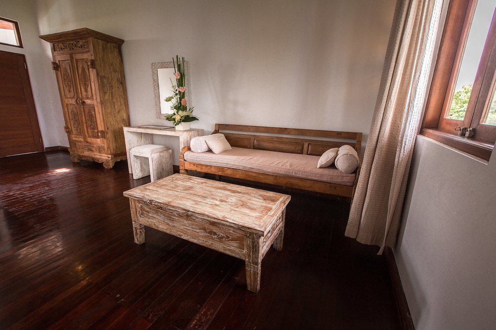 Ecosfera Hotel