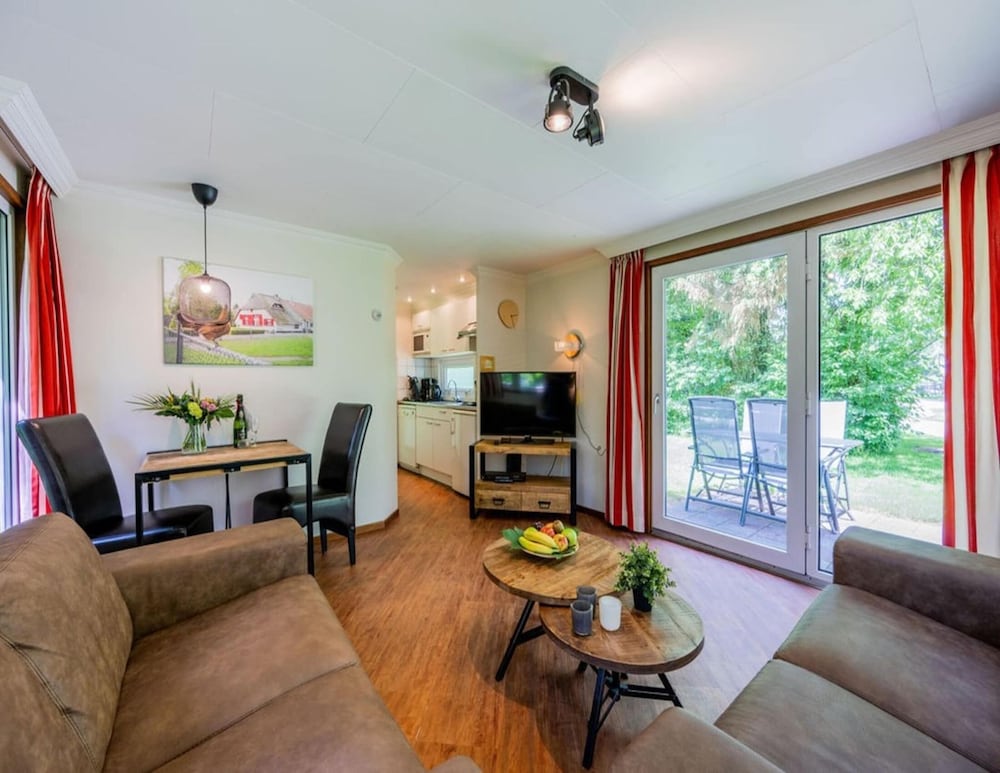 Chalet Near De Hoge Veluwe National Park