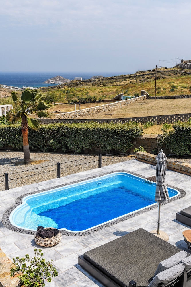 Aurora Mykonos Villas 1