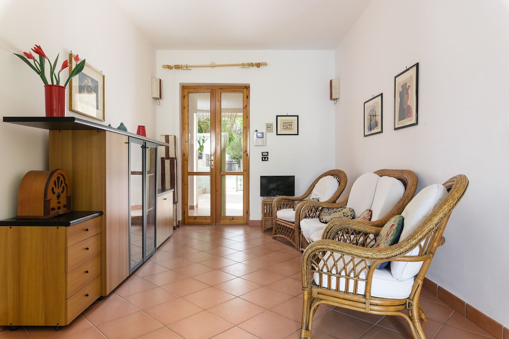 Villetta Costa Merlata by Wonderful Italy