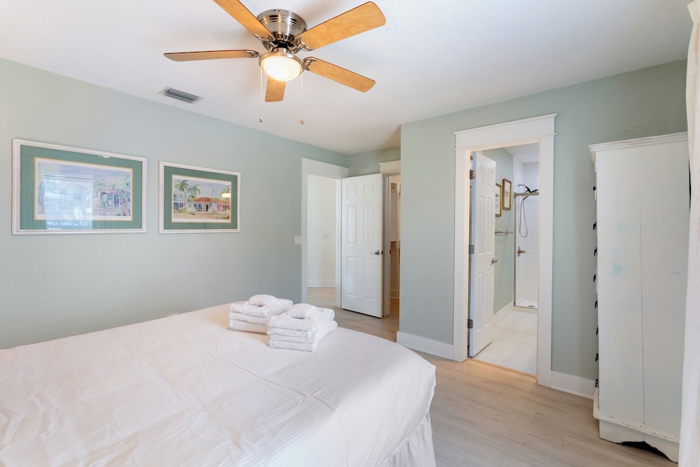 Laguna Breeze view 3