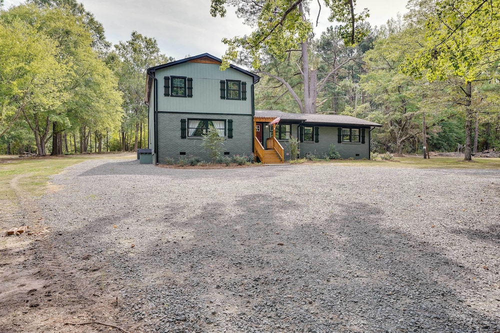 Charming Creedmoor Retreat Near Falls Lake!