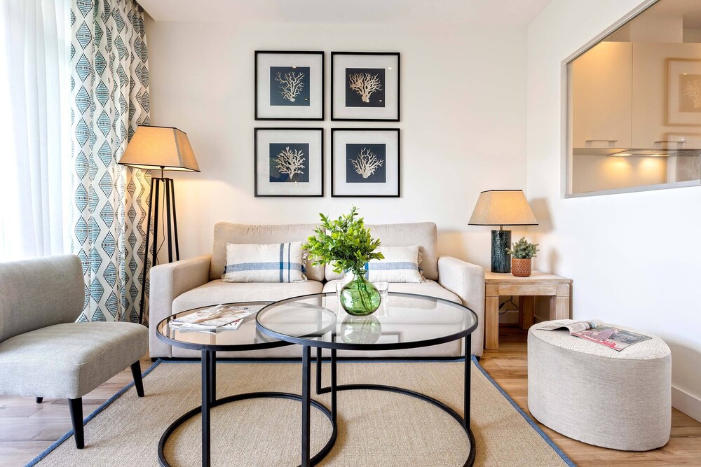 Genteel Home Ricardo Soriano II