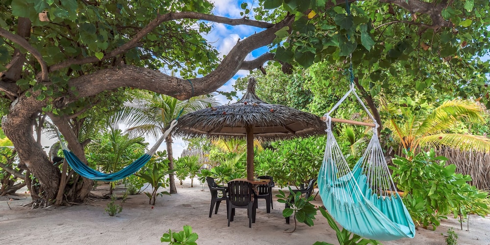 Clouds Beach Retreat Laamu