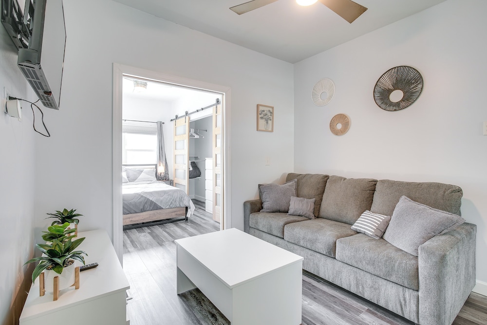 4 Mi to Lake Logan: Hocking Hills Apartment