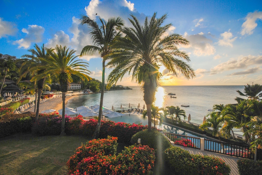The Cove Suites at Blue Waters Resort and Spa - Property Image 22