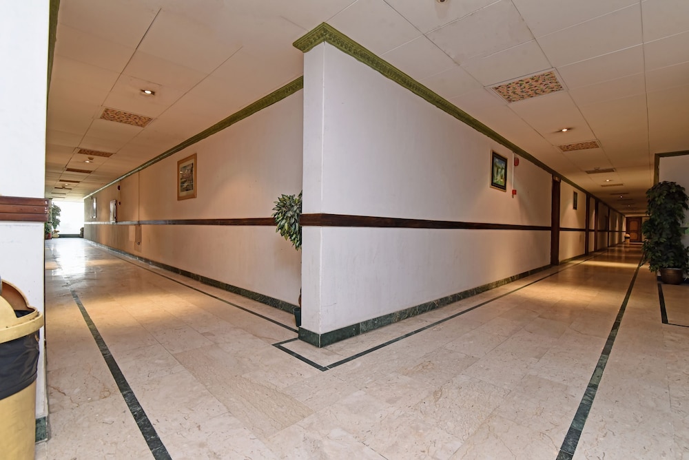 OYO 361 Al Janoub Hotel