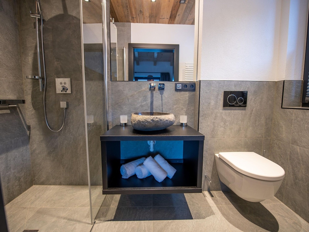 Chalet in Pinzgau Near Ski Slopes & Sauna