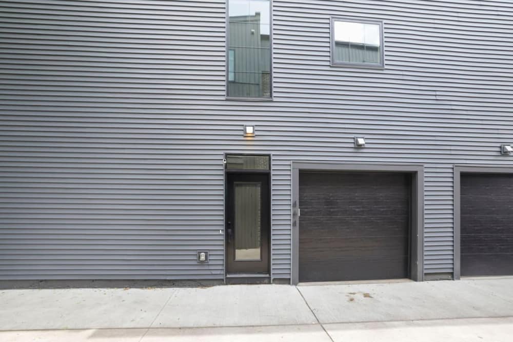 Stylish Getaway -columbus-3 Bedroom Masterpiece