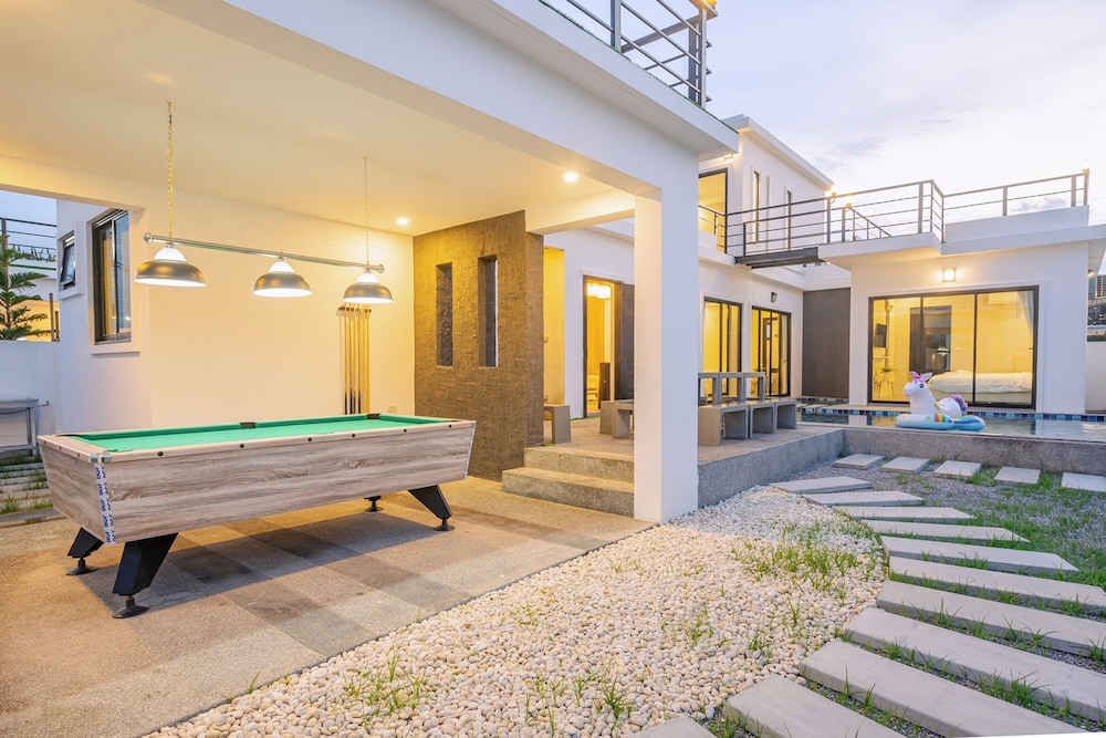The Modern Pool Villa Hua Hin