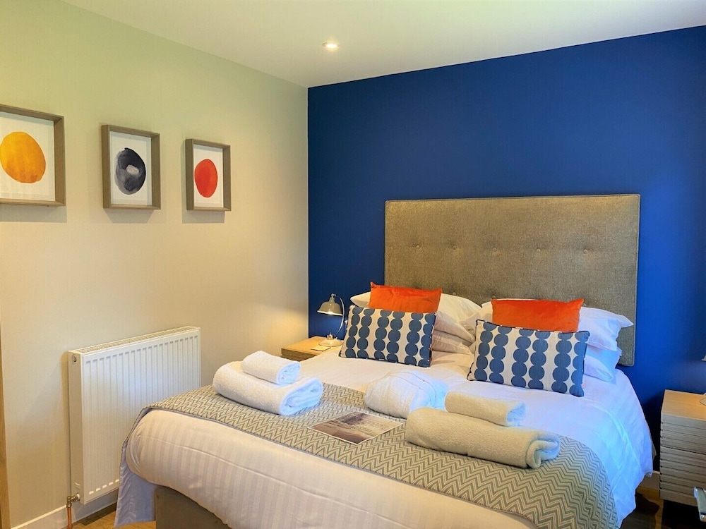 Birch Lodge 21 With Hot Tub, Newton Stewart view 2