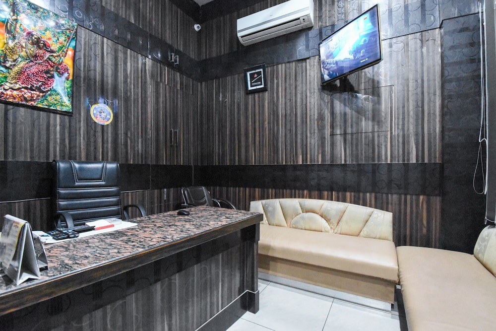 OYO 49414 Hotel Yuvraj Residency view 4