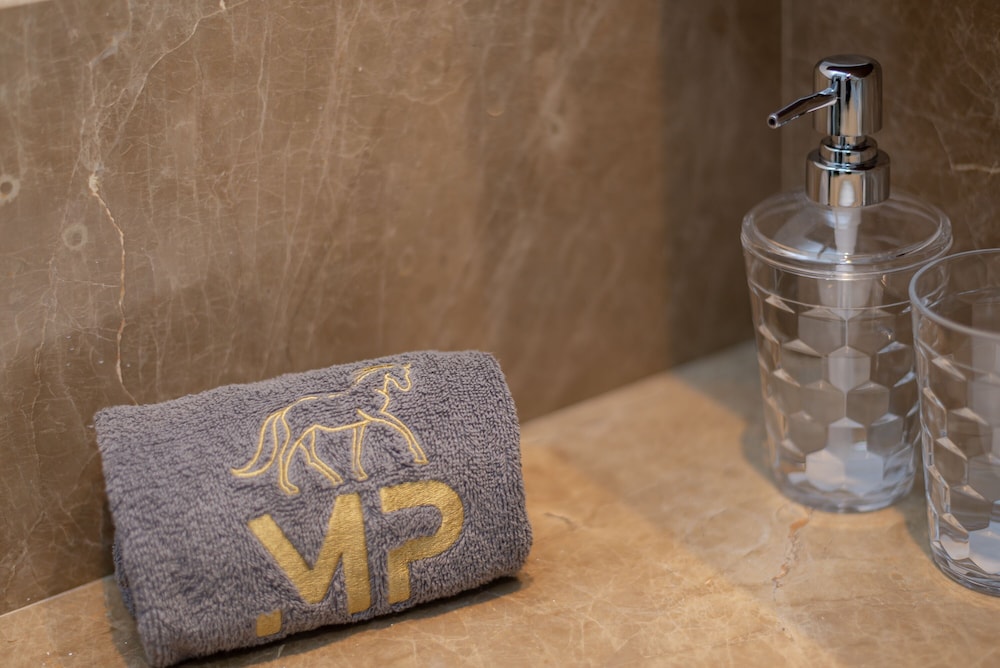 Marco Polo - 2 BR with Burj Khalifa View - 5 min to Dubai Mall
