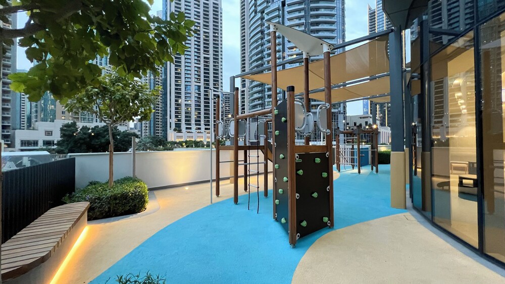 GOGOTO Burj & Fountain View Stay