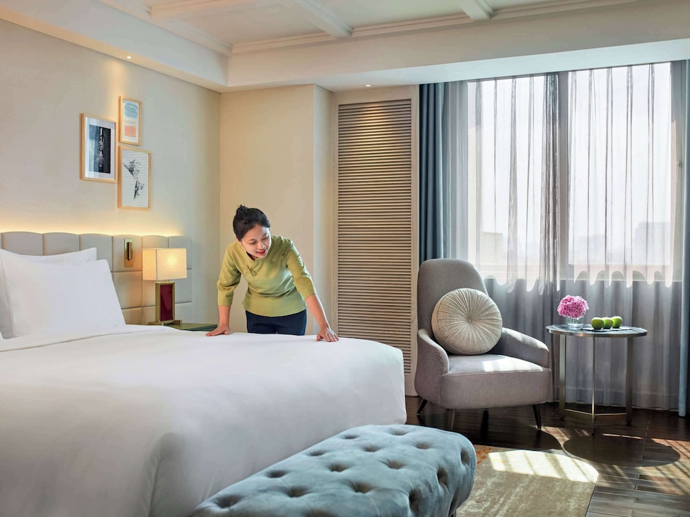 Mövenpick Hotel Hanoi Centre 11