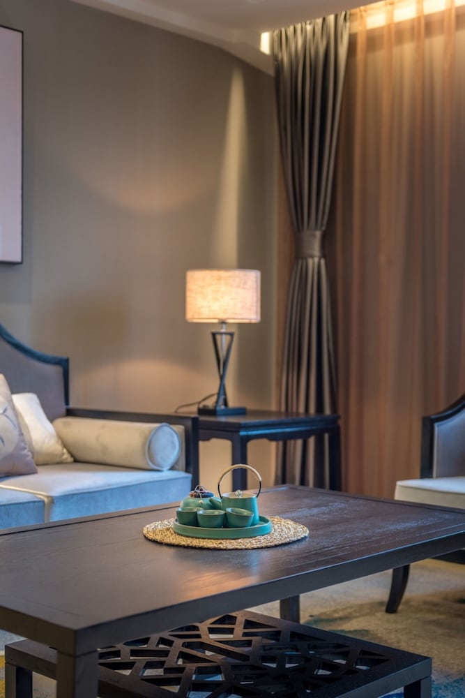 TIMTIME HOTEL
