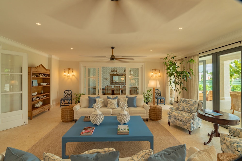 Lake Villa With Pool Table Tennis and Billiard