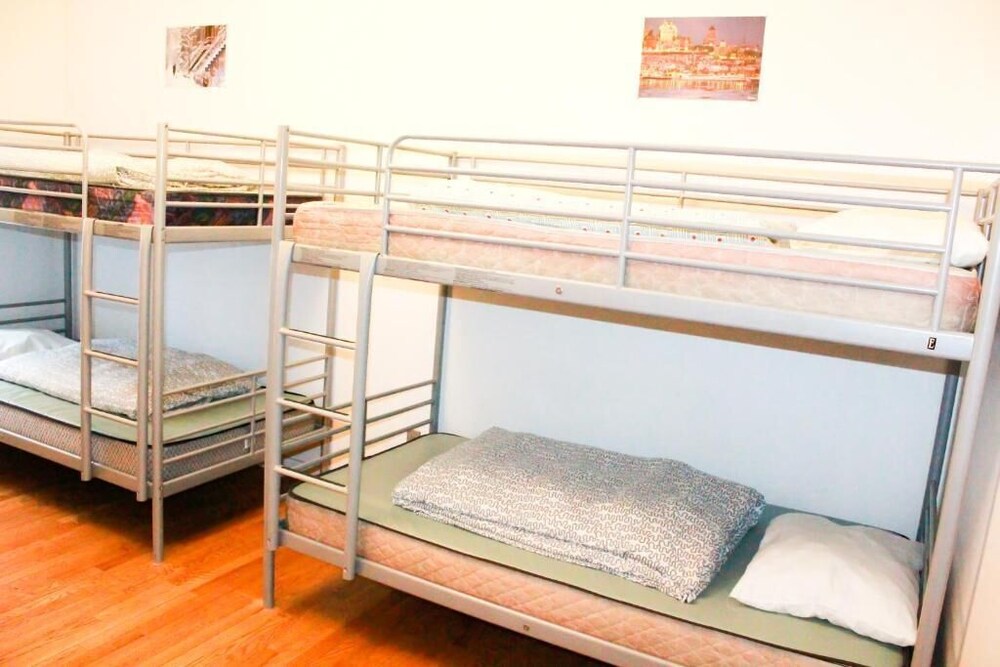 Auberge L'Apéro - Hostel - Image 5