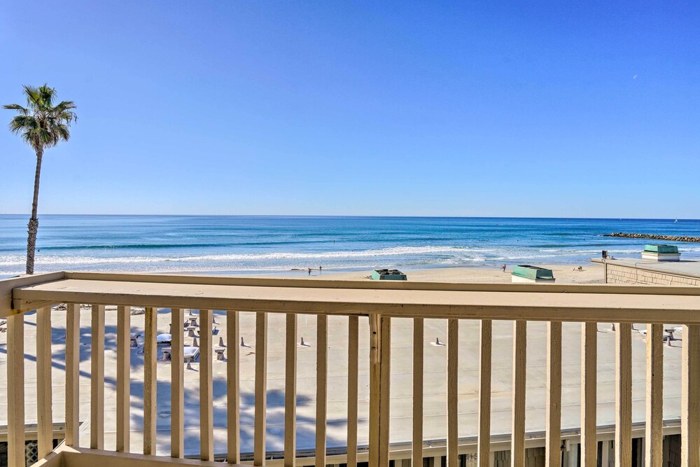 Beachfront Oceanside Condo w/ Amenity Access!