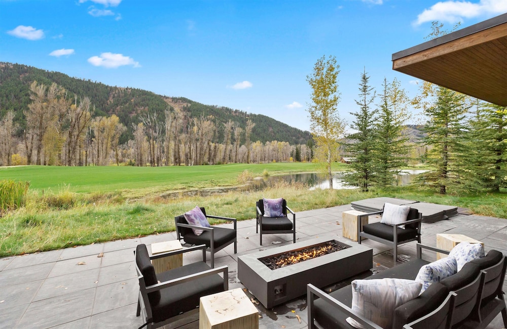 The Cabins At Snake River Sporting Club