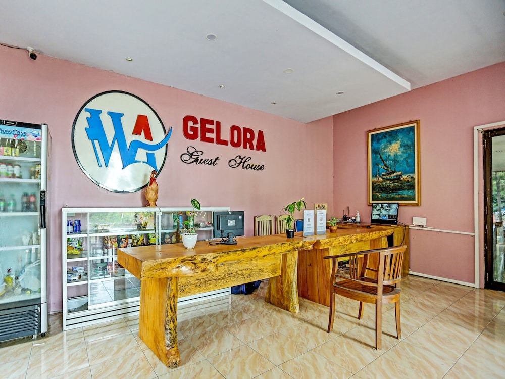 OYO 1415 Gelora Guest House view 4