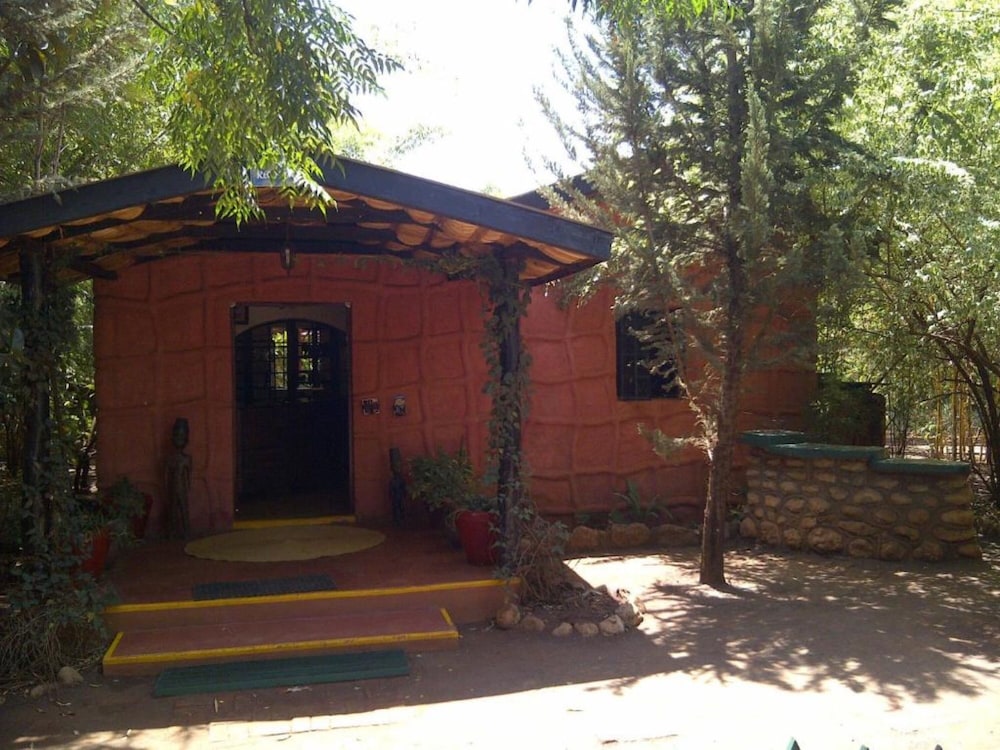 Octagon Lodge
