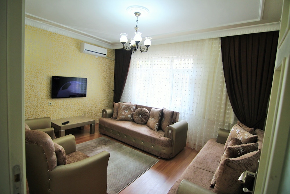 Yılmaz Apart