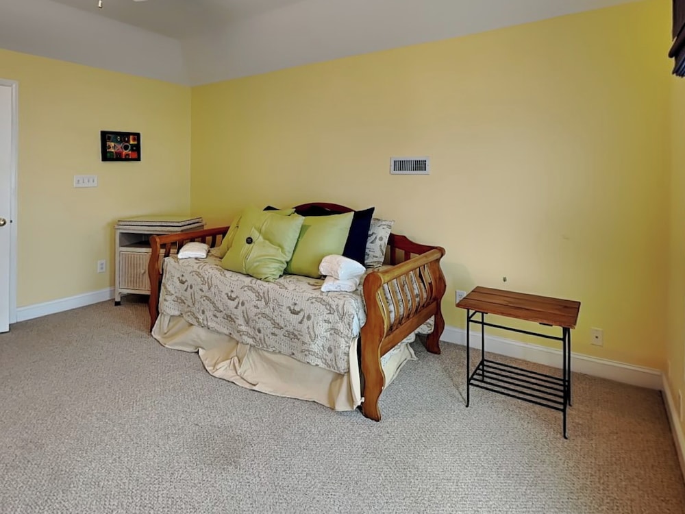 The Water Bear by Topsail Realty