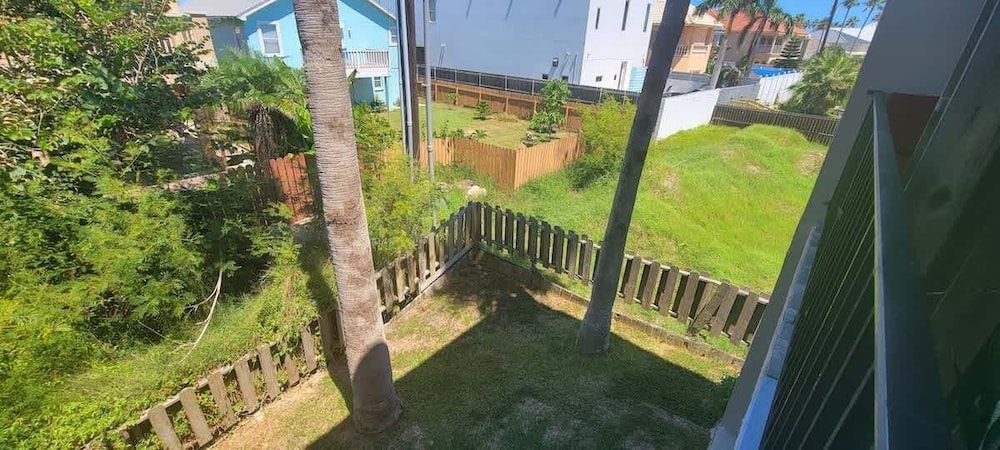 2 Levels Pool Near Beach 2 Patios 2 Bedroom Apts
