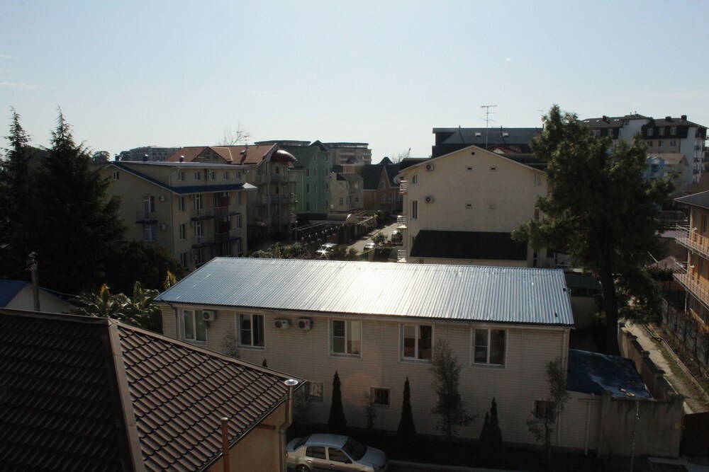 Alisa Guest House