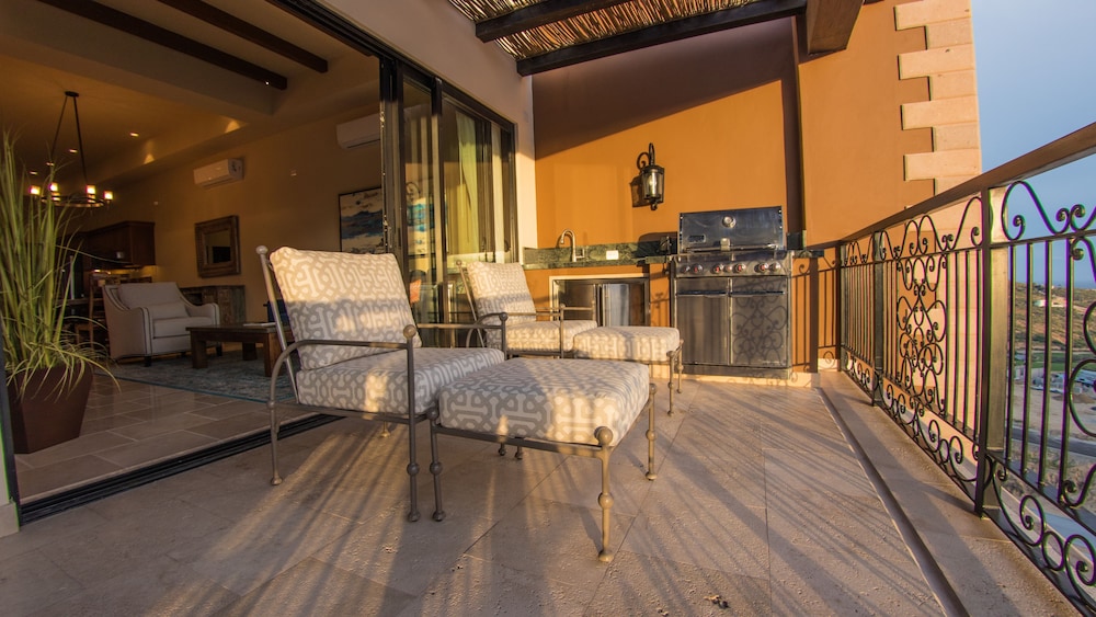 Quivira Los Cabos Condos & Homes - Vacation Rentals
