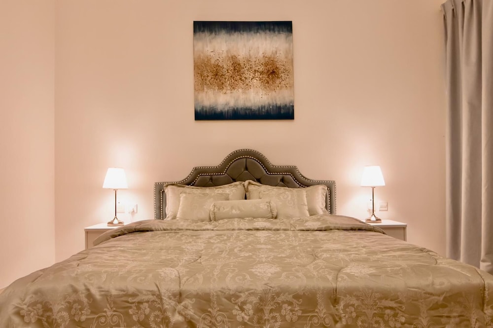 SIMPLY COMFORT Amazing BeachFront Apartments near Atlantis Waterpark