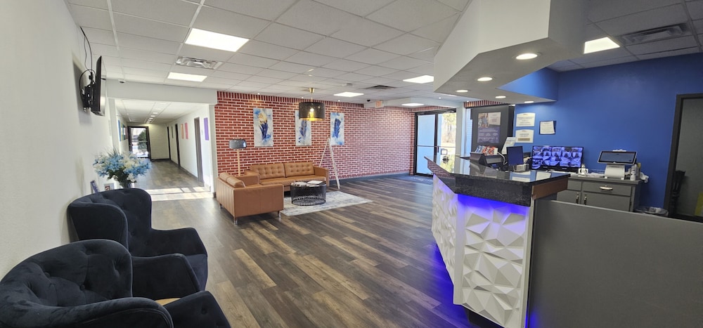 Surestay By Best Western Greenville view 4