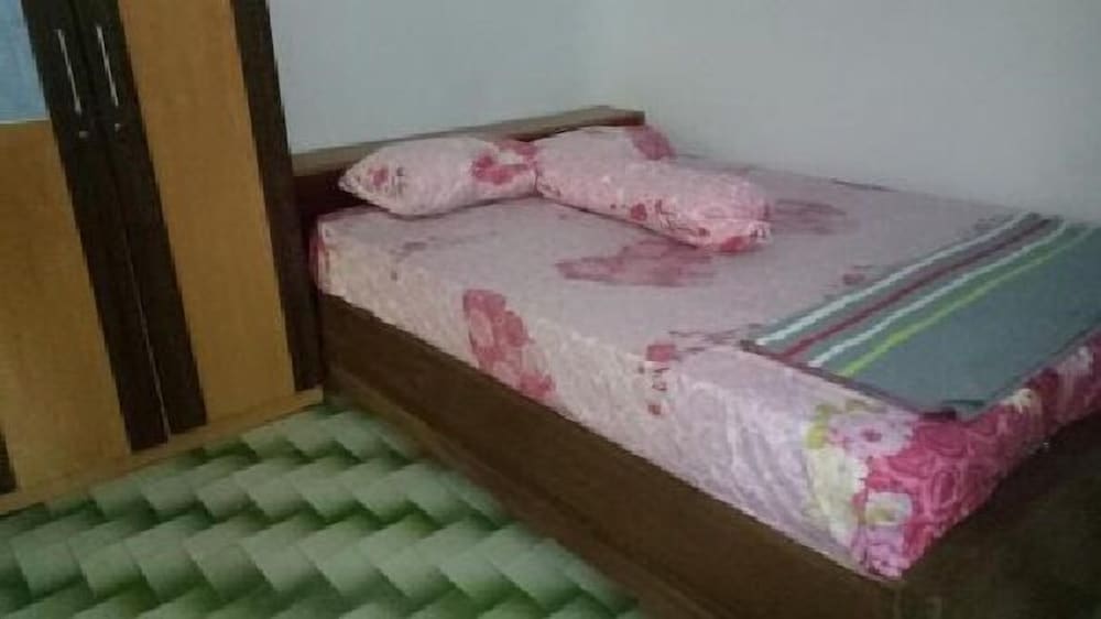Herry Panggang Homestay and Transport Service view 3