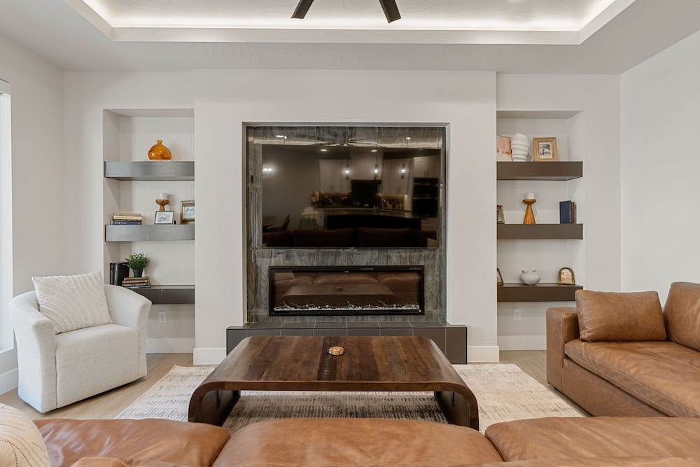 Sundance Den 3 Bedroom Home