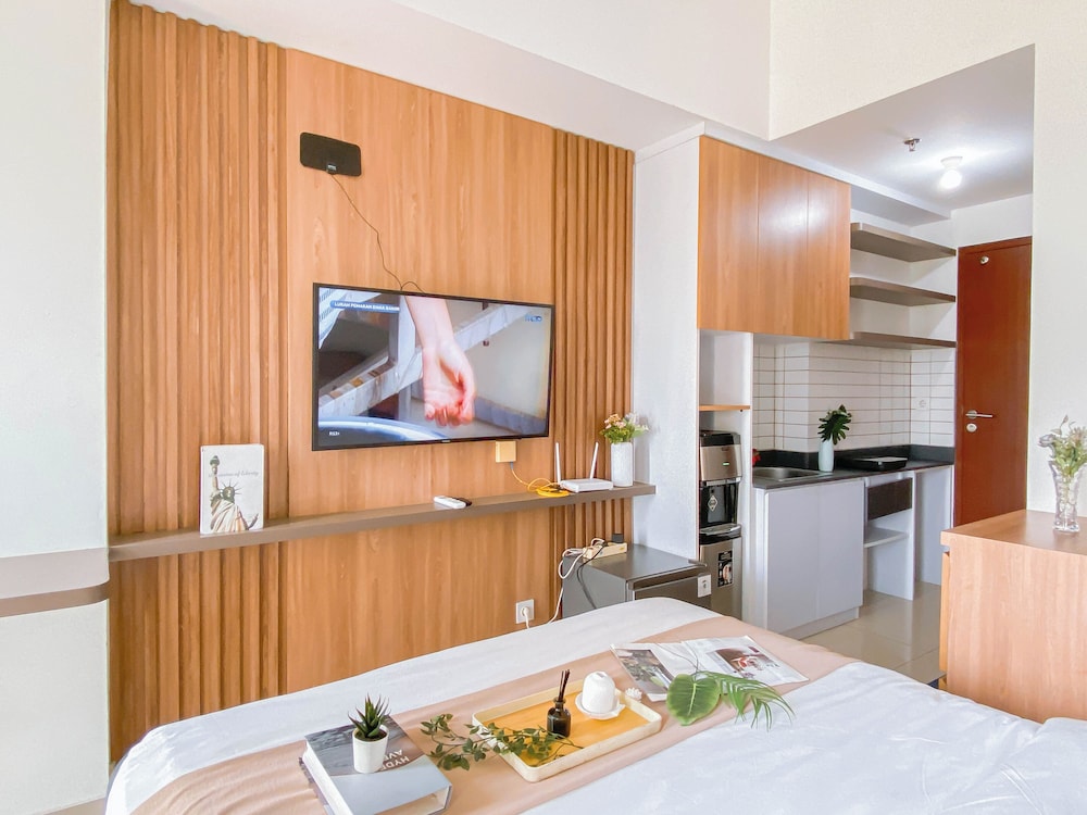 Modern Style Studio At Sayana Bekasi Apartment