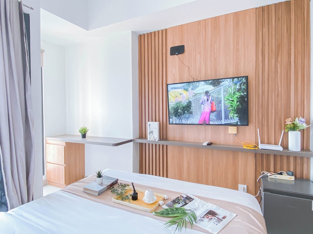 Modern Style Studio At Sayana Bekasi Apartment
