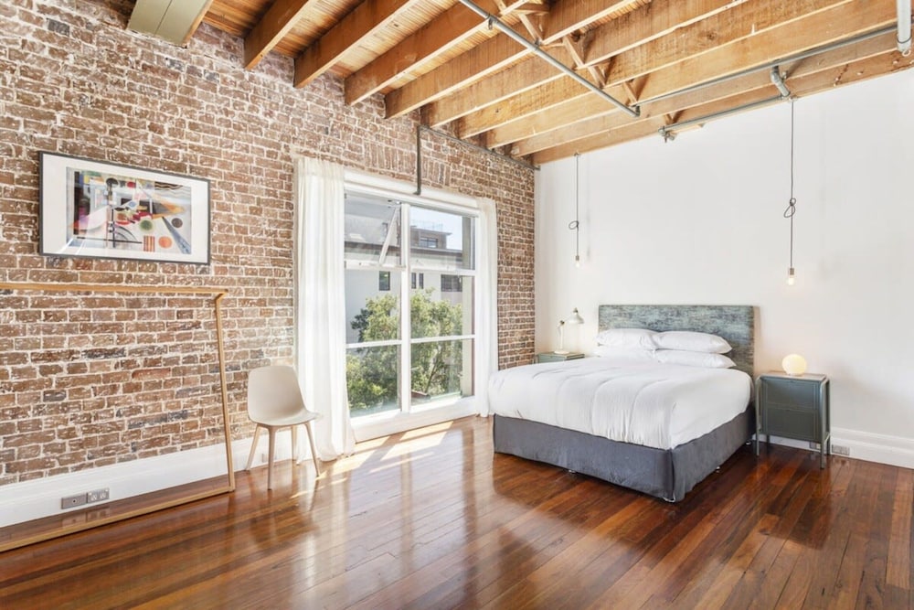 New York-style Loft in Sydney CBD With City Views
