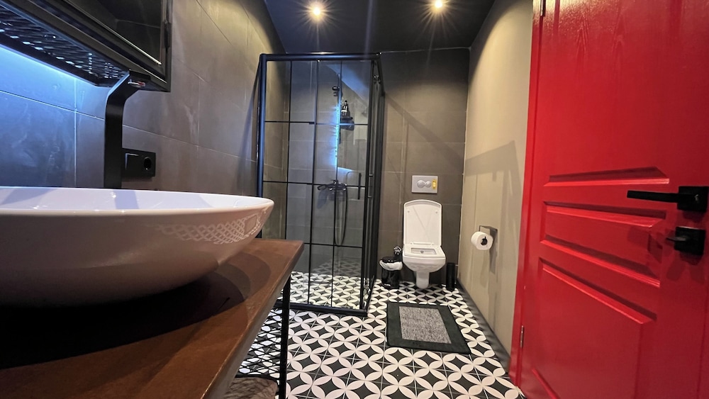 Thalia Suites Hotel