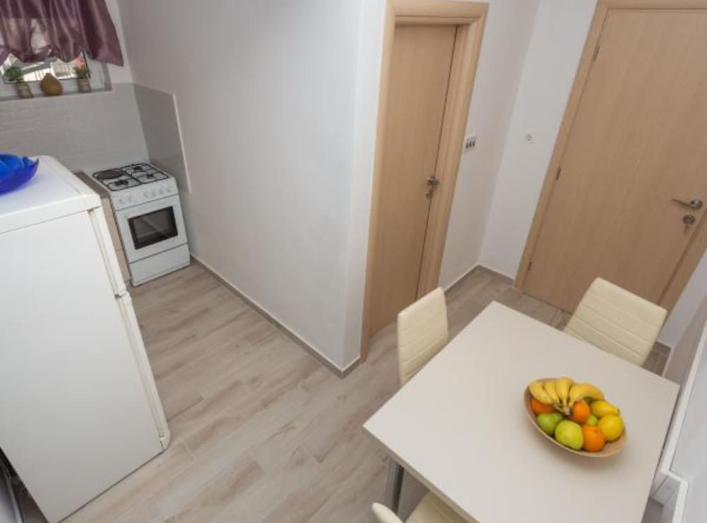 Cozy Seaview Retreat A & M Apartments