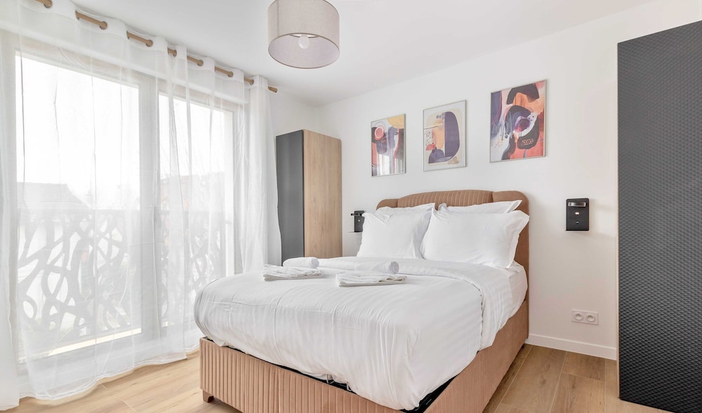 Modern Apt With Balcony -6p-proche Disney/paris