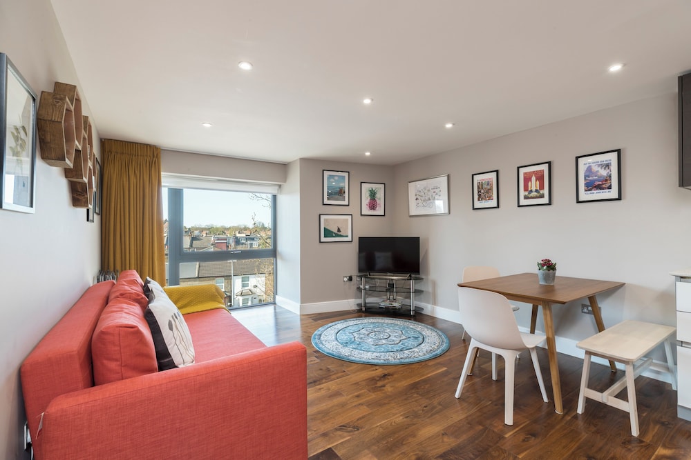JOIVY Smart flat in Richmond