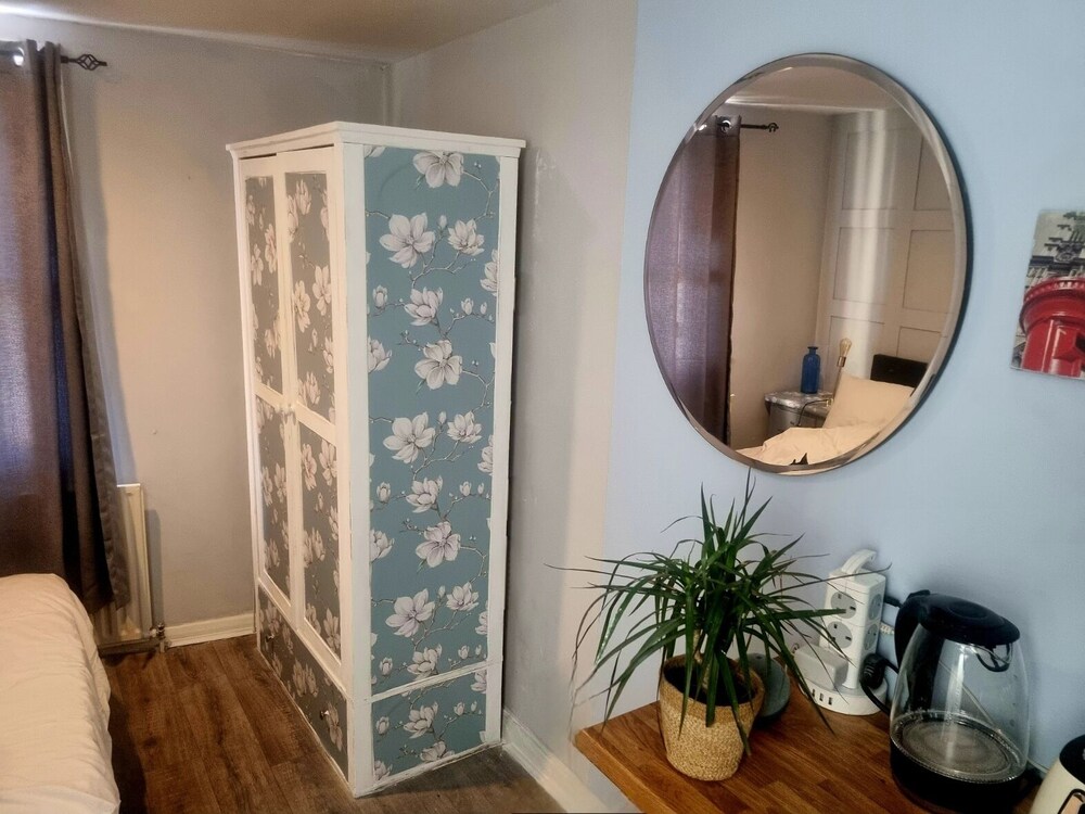 Charming 1-bed Studio Annex,parking,kitchen,wifi, photo 24