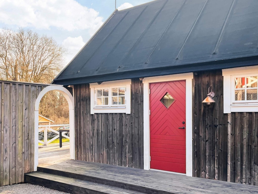 4 Star Holiday Home in Drottningskar