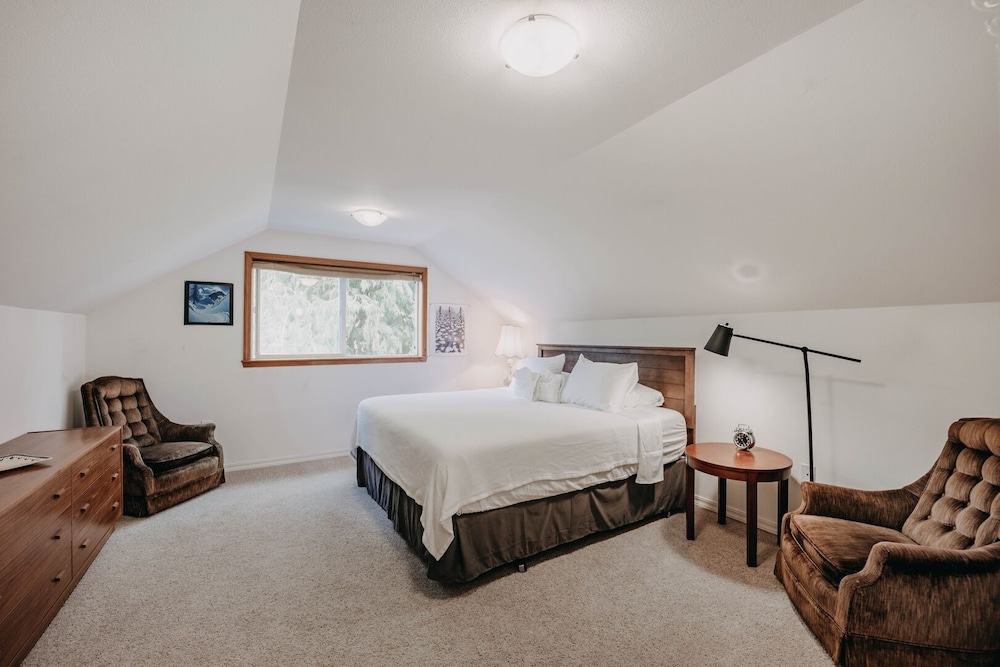 77mbr - Wi-fi - Fireplace - Pets Ok - BBQ