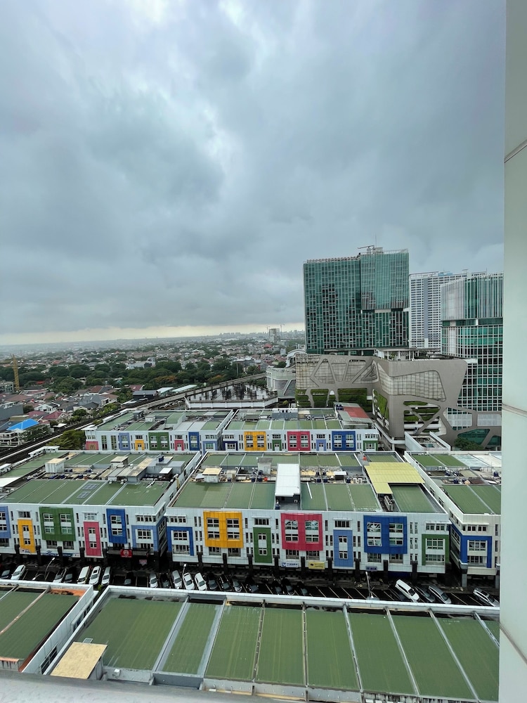 Staycation Jakarta Kensington Royal