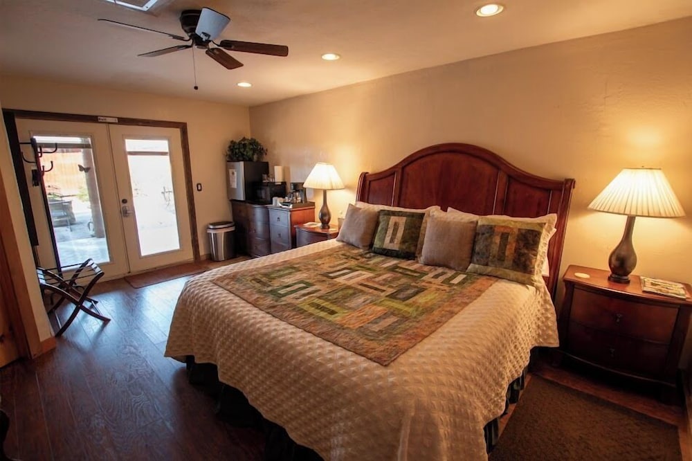 Beeline Guest House